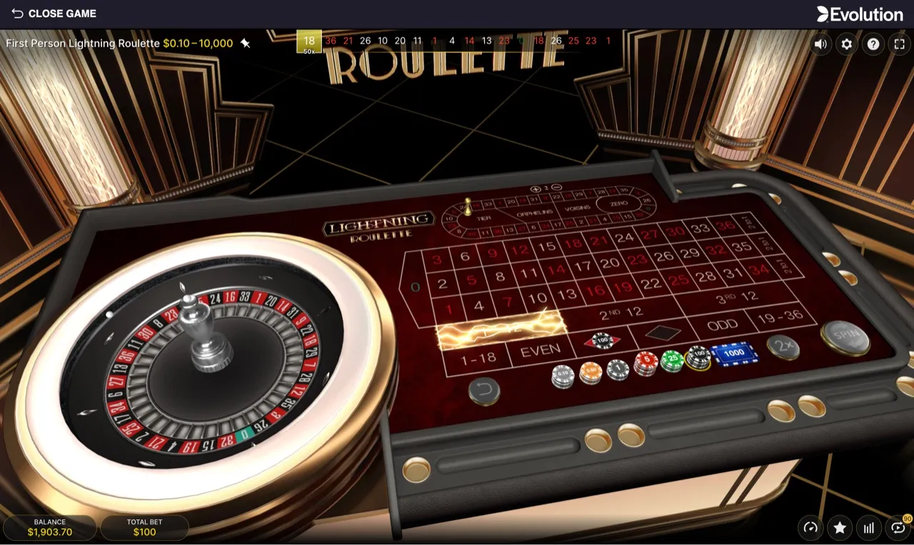 A settled round mid-session, the wheel resting and the Lightning multiplier cards still lit above the betting grid