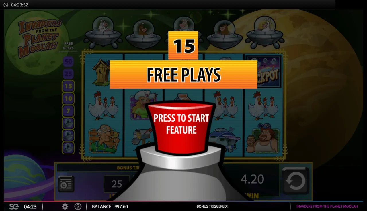15 FREE PLAYS banner over the start button